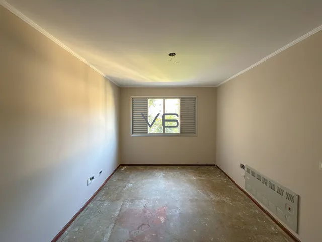 Imagem 5: Apartamento Padrão com 186m² privativos, 3 Quartos, 1 Suíte, 2 Vagas de garagem, no