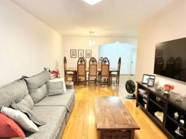 Imagem 10: Apartamento Garden Reformado de 165 M² no Ingá com Área Externa Privativa!