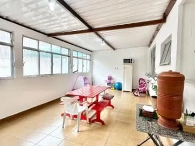 Imagem 12: Apartamento Garden Reformado de 165 M² no Ingá com Área Externa Privativa!