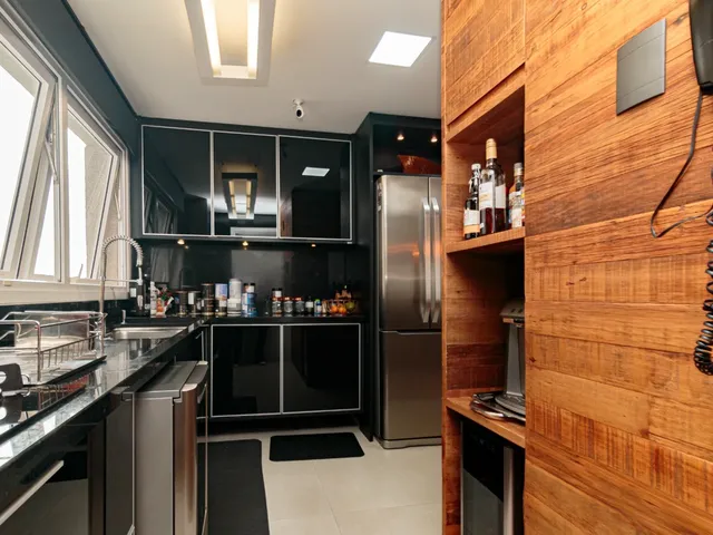 Imagem 2: Apartamento à venda em Porto Alegre, Menino Deus, com 4 quartos, 158m²