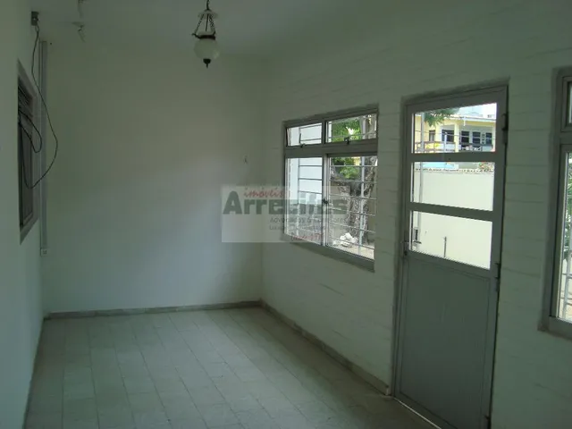 Imagem 12: Rua Padre Giordano. Varanda, Área de serviço, 160m² de Área...