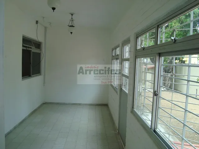 Imagem 13: Rua Padre Giordano. Varanda, Área de serviço, 160m² de Área...