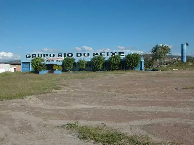 Imagem: O depósito possui 1 Banheiro, 22.400m² de Área, 2.400m²
