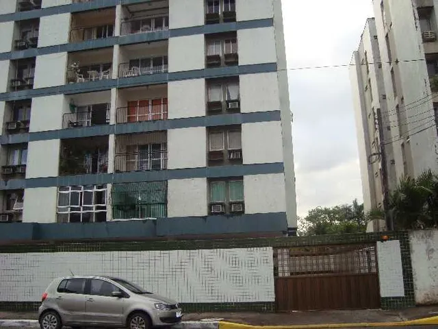 Imagem: O apartamento possui 3 Dormitórios, 2 Banheiros, 1 Vaga na