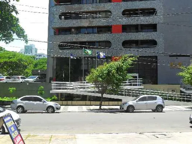 Imagem: Edf. Recife Flat Service