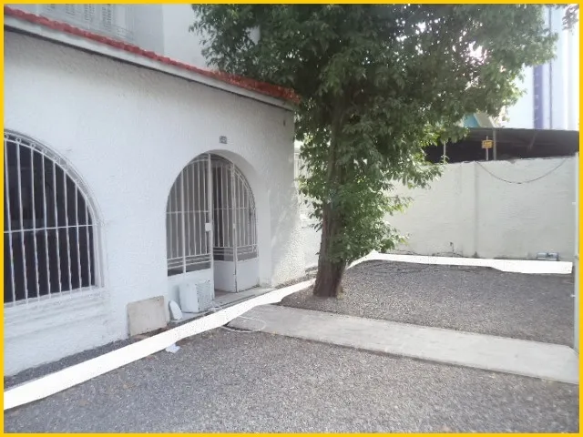 Imagem 2: Casa Comercial - Aflitos