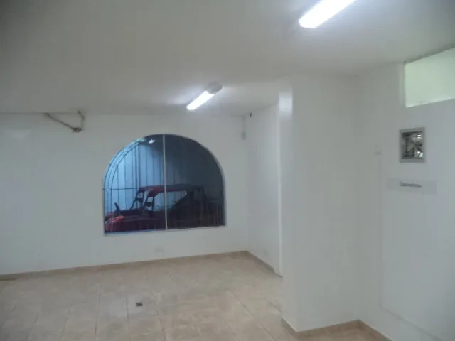 Imagem 9: Casa Comercial - Aflitos