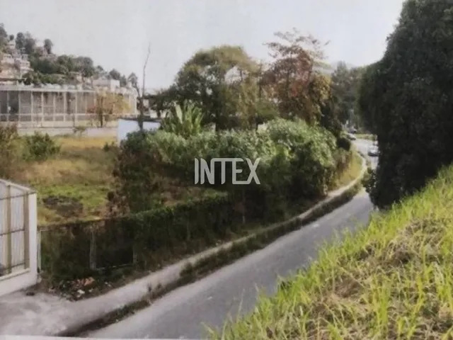 Imagem 4: Terreno, Comercial / Residencial, com 6.327,60 M² com Benfeitorias....
