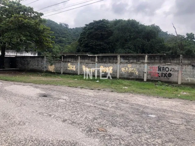Imagem 12: Terreno, Comercial / Residencial, com 6.327,60 M² com Benfeitorias....