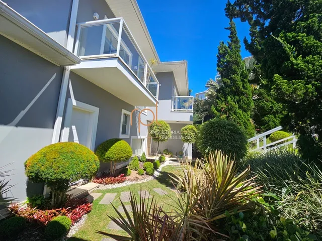 Imagem: Casa à venda no bairro Mosela - Petrópolis/RJ