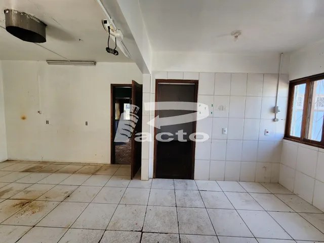 Imagem 16: Casa Comercial com Área de 243M