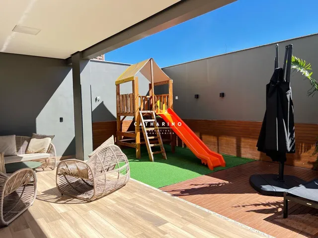 Imagem 15: Apartament0, 3 Dormitórios, 3 Suíte, 3 Banheiro, 4 Vagas na Garagem, 200M² de Área