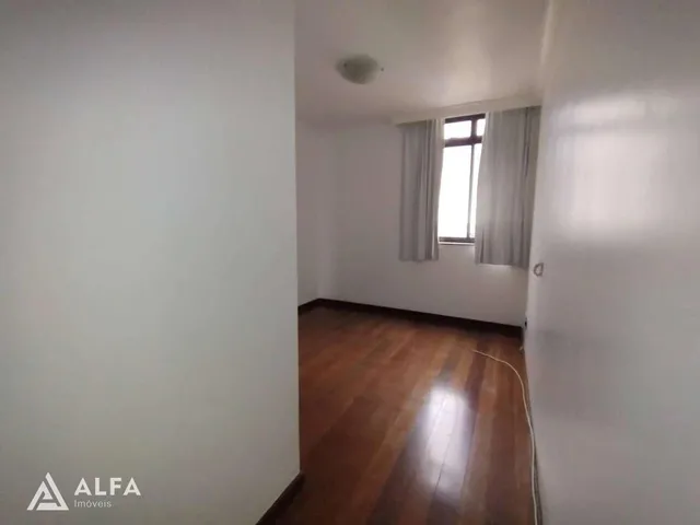 Imagem 16: Viva com Elegância e Conforto: Apartamento de 4 Quartos no Coração da Cidade!