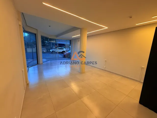 Imagem 2: Aluguel Anual de Sala Comercial de Esquina no Centro de Piçarras, Adriano Carpes
