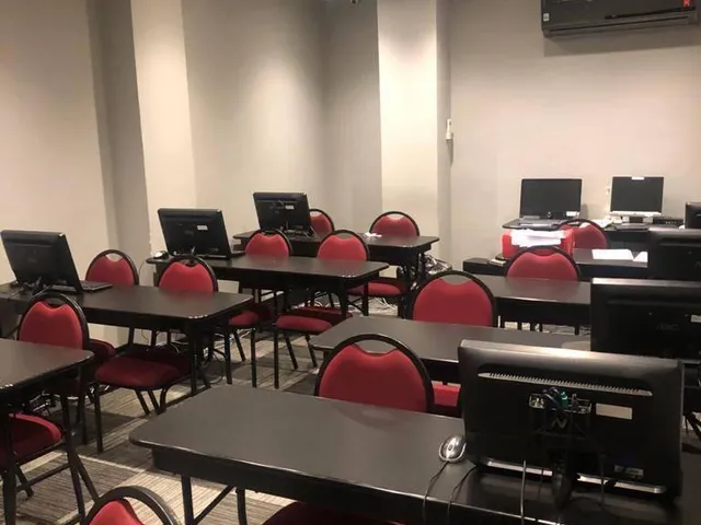 Imagem 14: Prédio comercial à venda em Nilópolis, Centro, 200m²