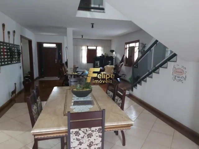 Imagem 12: BELÍSSIMA CASA DUPLEX COM 04 QUARTOS, SENDO 03 SUÍTES, COM UMA EXCELENTE ÁREA DE