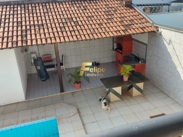 Imagem 2: BELÍSSIMA CASA DUPLEX COM 04 QUARTOS, SENDO 03 SUÍTES, COM UMA EXCELENTE ÁREA DE