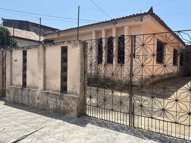 Imagem: Casa á venda próximo à Padaria Costa