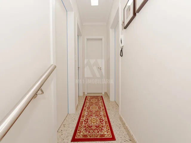 Imagem 2: Sobrado no Santa Cândida em condomínio, 3 Quartos 1 Suíte, Lavabo, 2 vagas e