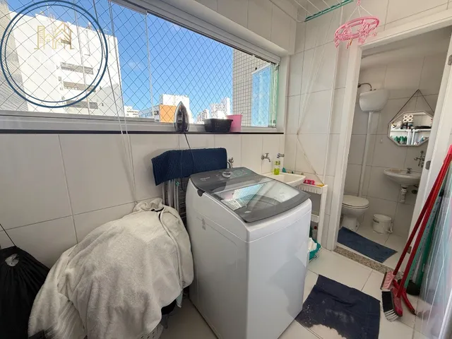 Imagem 15: APARTAMENTO 4/4 COM 1 SUÍTE, ANDAR ALTO, ORIGINAL COM POUCAS INTERVENÇÕES, NASCENTE À