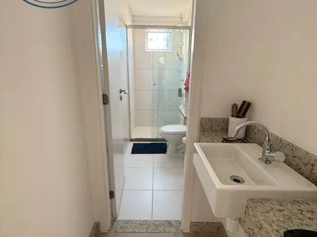 Imagem 9: APARTAMENTO 4/4 COM 1 SUÍTE, ANDAR ALTO, ORIGINAL COM POUCAS INTERVENÇÕES, NASCENTE À