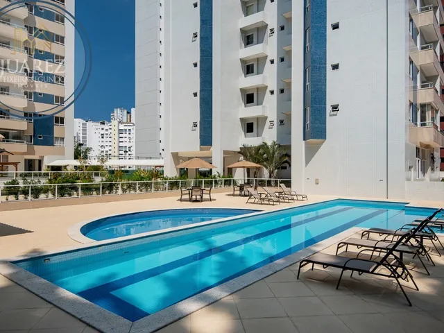 Imagem 8: APARTAMENTO 4/4 COM 1 SUÍTE, ANDAR ALTO, ORIGINAL COM POUCAS INTERVENÇÕES, NASCENTE À