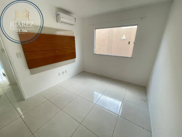 Imagem 4: VENDO CASA EM BURAQUINHO DE 320M² DE ÁREA CONSTRUÍDA E 402M² DE TERRENO. IMÓVEL COM