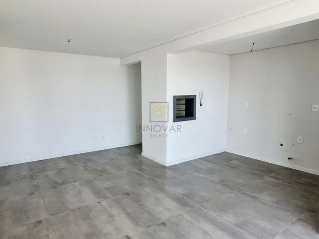Imagem 2: Apto Pronto para Morar em Área Central com 03 Dorm e 02 Vagas de Garagem