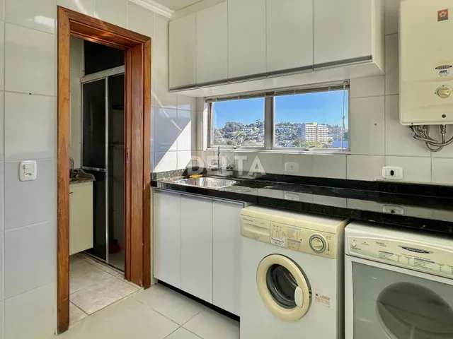 Imagem 3: Apartamento amplo com 122m² de área privativa, 03 quartos, 01 suíte. Bairro Rio Branco