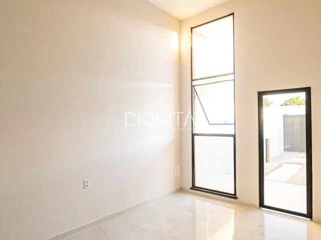 Imagem 5: ? Casa Plana com Fachada Moderna – 2 Suítes e Acabamentos Premium