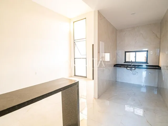 Imagem 2: ? Casa Plana com Fachada Moderna – 2 Suítes e Acabamentos Premium
