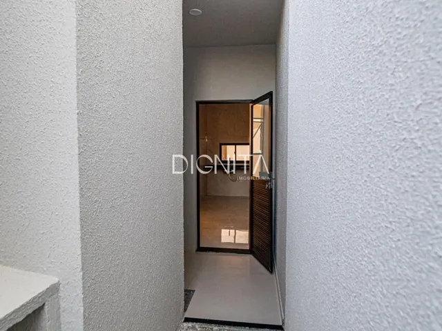 Imagem 4: ? Casa Plana com Fachada Moderna – 2 Suítes e Acabamentos Premium