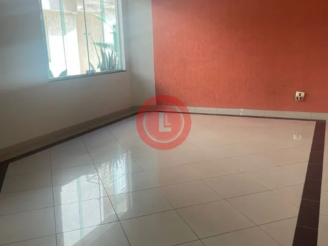 Imagem: A casa possui 3 Dormitórios, 2 Suítes, 3 Banheiros, 7