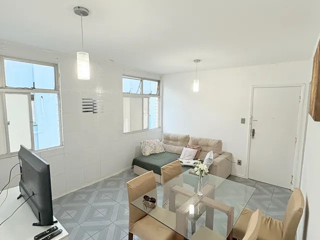 Imagem 10: Apartamento de 2 Quartos na Pituba: 2 Banheiros, 1 Vaga de Garagem, 200M² de Área