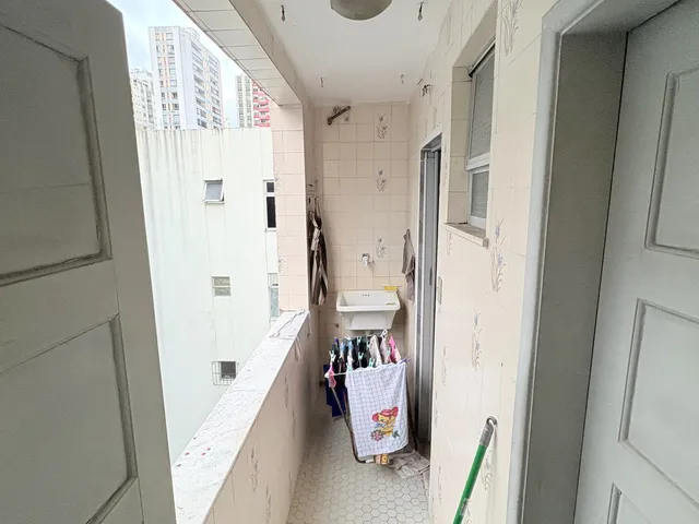 Imagem 8: Apartamento de 2 Quartos na Pituba: 2 Banheiros, 1 Vaga de Garagem, 200M² de Área