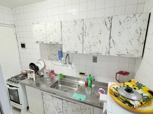 Imagem 2: Apartamento de 2 Quartos na Pituba: 2 Banheiros, 1 Vaga de Garagem, 200M² de Área