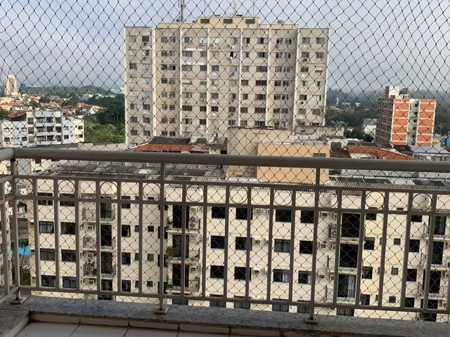Imagem: O apartamento possui 4 Dormitórios, 1 Suíte, 3 Banheiros,