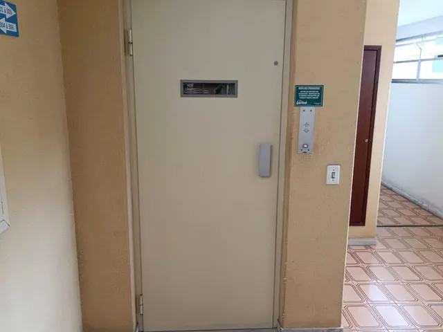 Imagem 4: Vendo Apartamento no Centro com 3 Quartos Mais Dependência Completa e Garagem