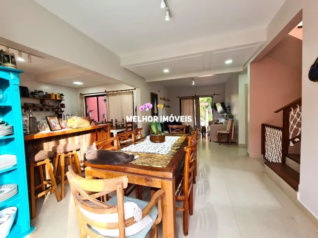 Imagem 2: Casa Duplex á venda com 4 dormitórios localizada na praia Mariscal em Bombinhas