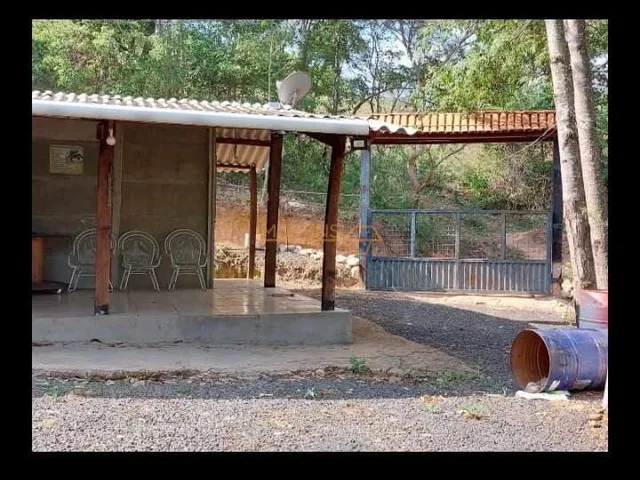 Imagem 13: Rancho à venda no bairro Zona Rural - Araguari/MG