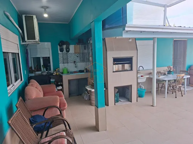 Imagem 2: BELÍSSIMA CASA COM 04 DORMITÓRIOS E PISCINA