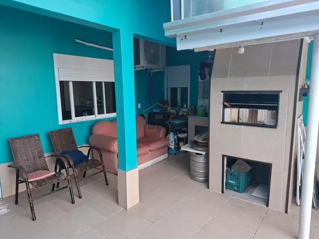 Imagem 3: BELÍSSIMA CASA COM 04 DORMITÓRIOS E PISCINA