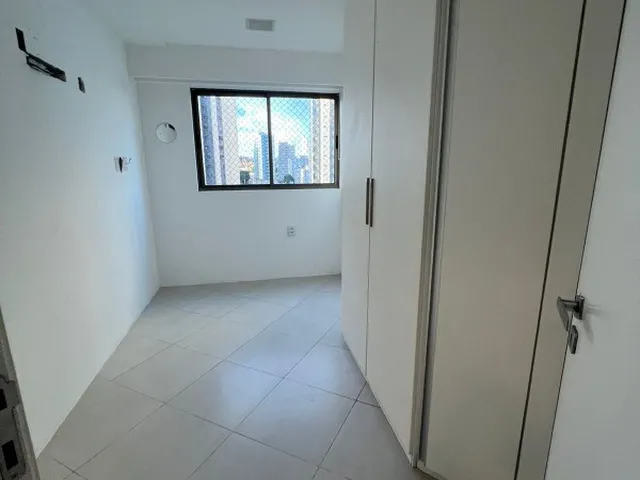 Imagem 5: Apartamento de Luxo à Venda em Casa Amarela, Recife - 4 Quartos, 2...