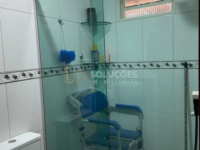 Imagem 16: Casa em Condomínio, Cozinha Planejada, Varanda, Portão Eletrônico, Casa de Apoio