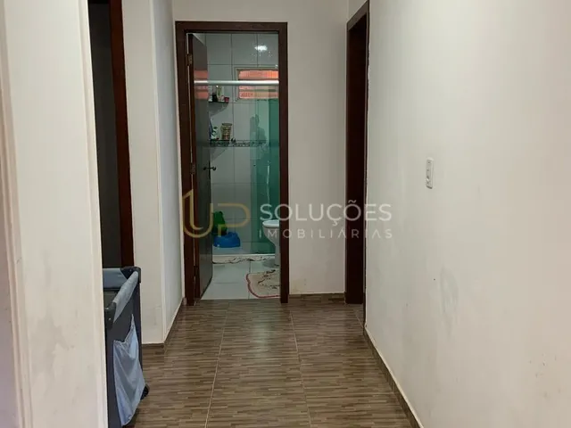 Imagem 7: Casa em Condomínio, Cozinha Planejada, Varanda, Portão Eletrônico, Casa de Apoio