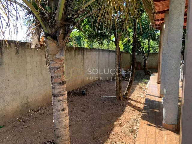 Imagem 3: Casa em Condomínio, Cozinha Planejada, Varanda, Portão Eletrônico, Casa de Apoio