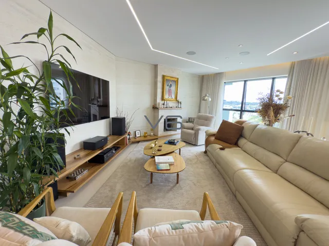 Imagem 12: Apartamento com 4 Quartos - 2 Suítes - 2 Vagas de garagem - 222,26m² privativos - no
