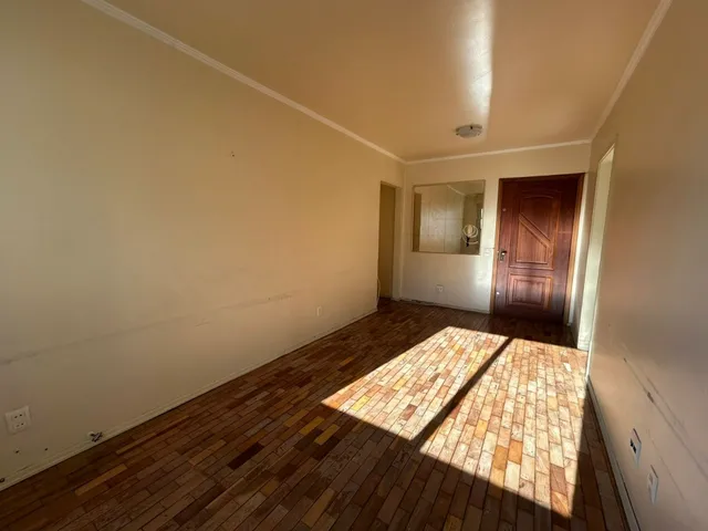 Imagem 3: Apartamento à venda em Porto Alegre, Menino Deus, com 2 quartos, 62m²