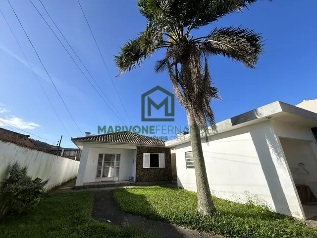 Imagem: Casa à venda no bairro Mar Grosso - Laguna/SC