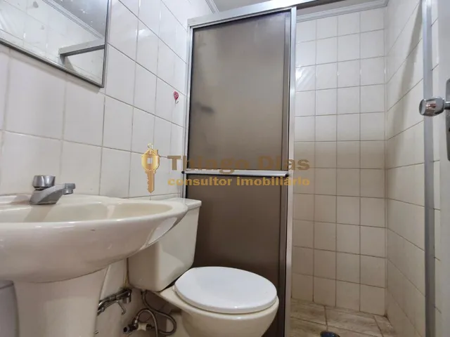 Imagem 9: Apartamento à venda com 3 dormitórios com sacada (sendo 1 suíte), 2 banheiros